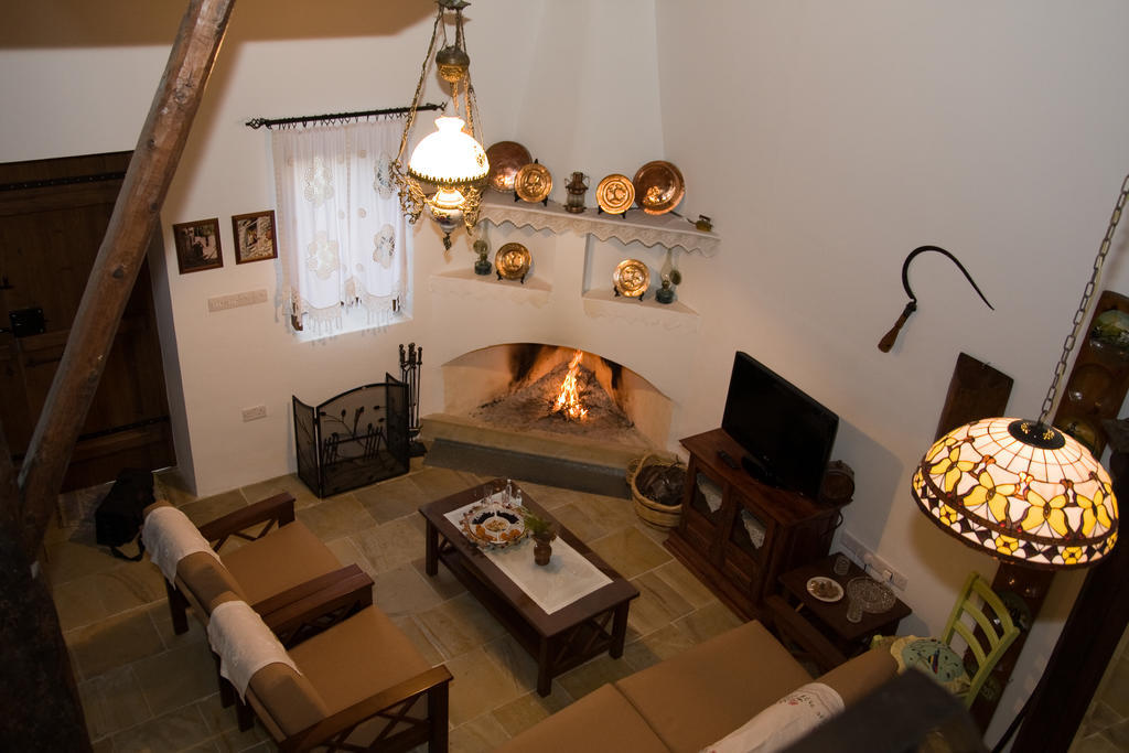 Xenios Cottages Lófu Szoba fotó