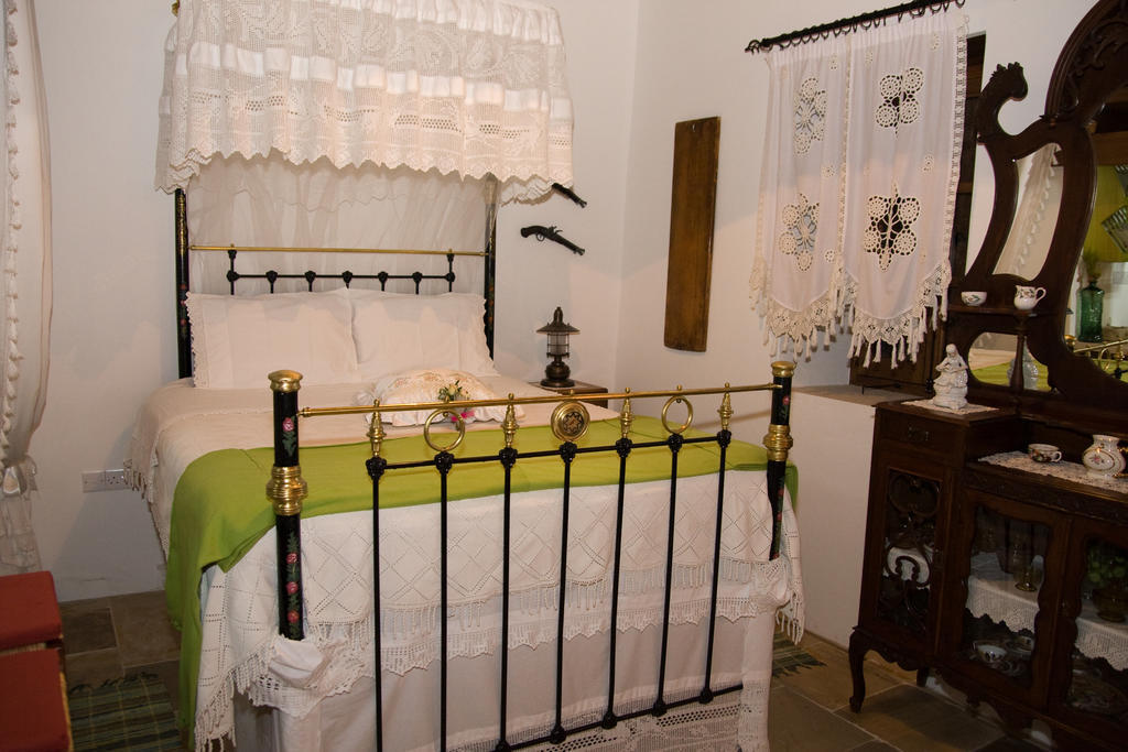 Xenios Cottages Lófu Szoba fotó