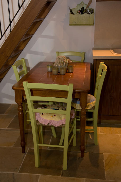 Xenios Cottages Lófu Szoba fotó